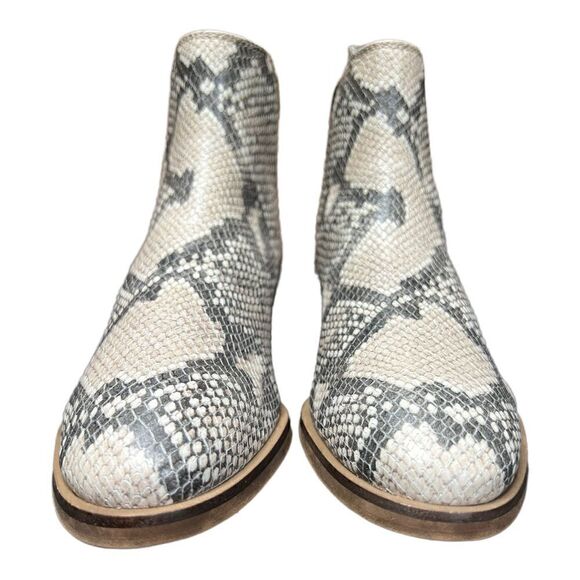 Lucky Brand Haylia Leather Chelsea Snake Boot - Picture 1 of 12
